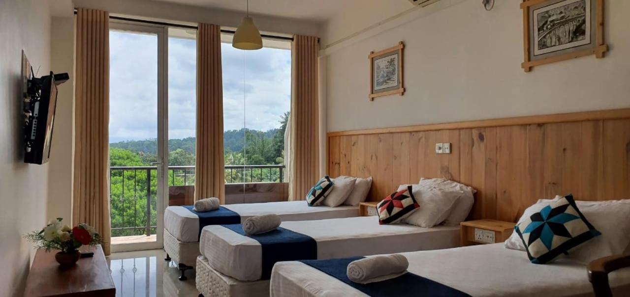 Sky View Grand Hotel Kandy Exterior foto
