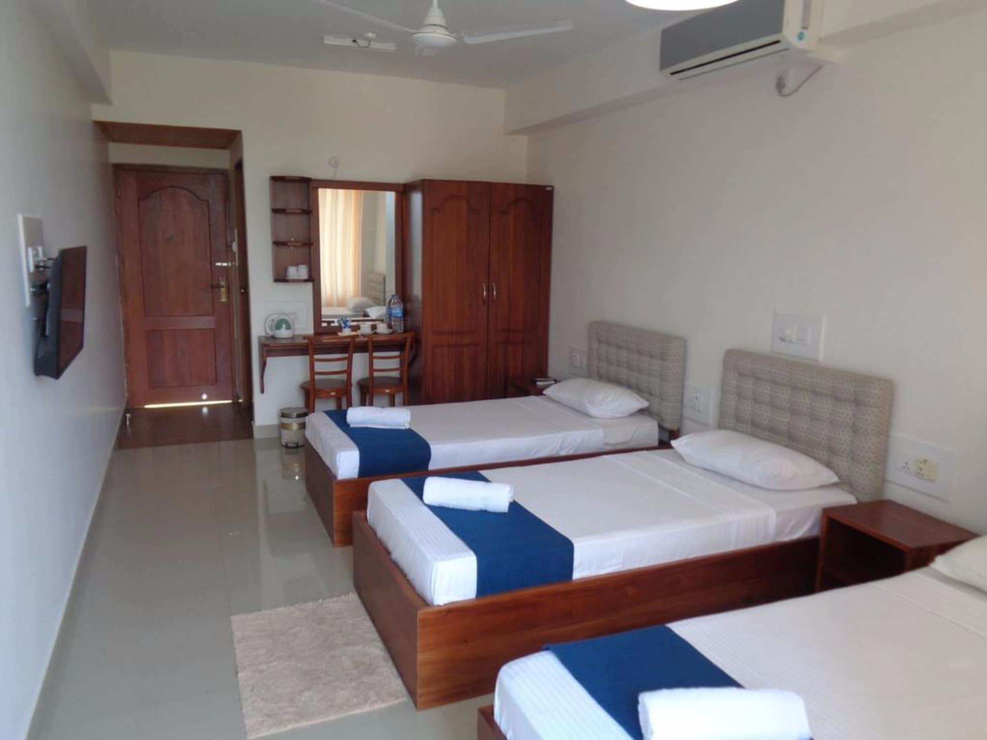Sky View Grand Hotel Kandy Exterior foto
