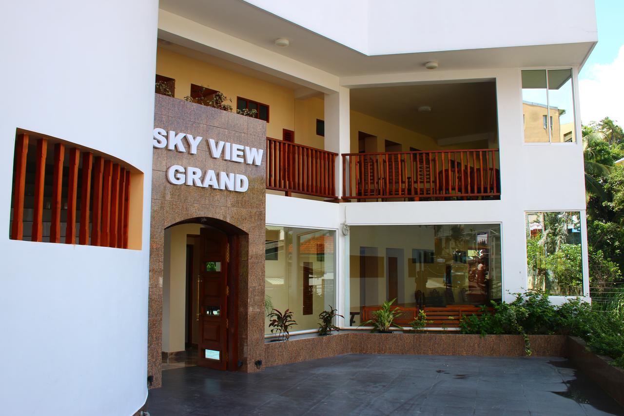 Sky View Grand Hotel Kandy Exterior foto